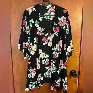 Women’s ANDREE BY UNIT floral light weight kimono cardigan